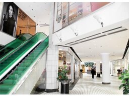 Commercial - Air curtains - Products - frico